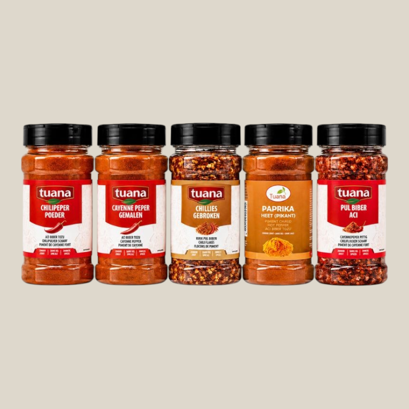 TuanaShop BV pittig kruidenpakket met 5 potten hete specerijen zoals cayennepeper, chilipoeder en chilivlokken.