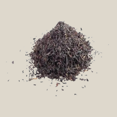 Tuana Yunnan Thee – premium Chinese zwarte thee uit Yunnan met rijke, zachte smaak en koperkleurige infusie voor dagelijkse theemomenten