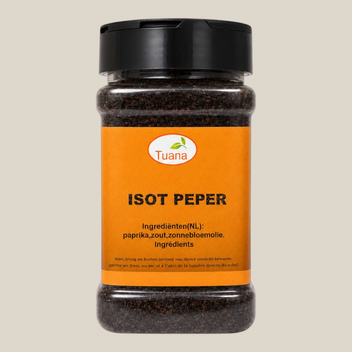TuanaShop BV Isot Peper in een doorzichtige kruidenpot met oranje etiket en zwarte dop