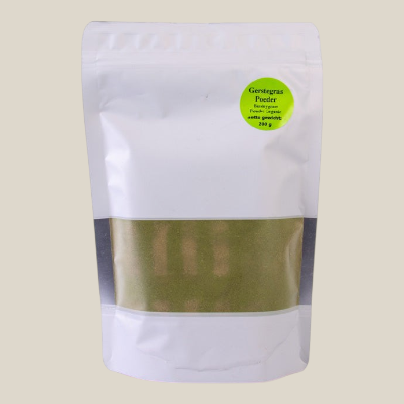 TuanaShop BV gerstegras poeder in een hersluitbare witte verpakking van 200 gram voor smoothies en sappen