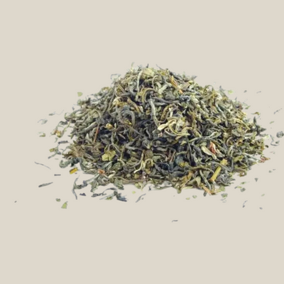 Tuana China Jasmijn Thee – groene thee met jasmijnbloesem voor een verfijnde bloemige smaak en rustgevende thee-ervaring