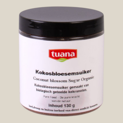 Pot met biologische kokosbloesemsuiker van TuanaShop BV met een karamelachtige smaak voor bakken en desserts.