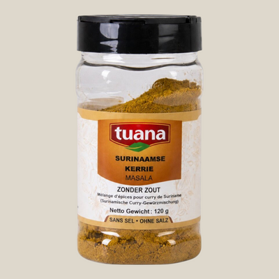 TuanaShop BV Surinaamse kerrie kruiden in een doorzichtige kruidenpot met zwarte dop en beige etiket