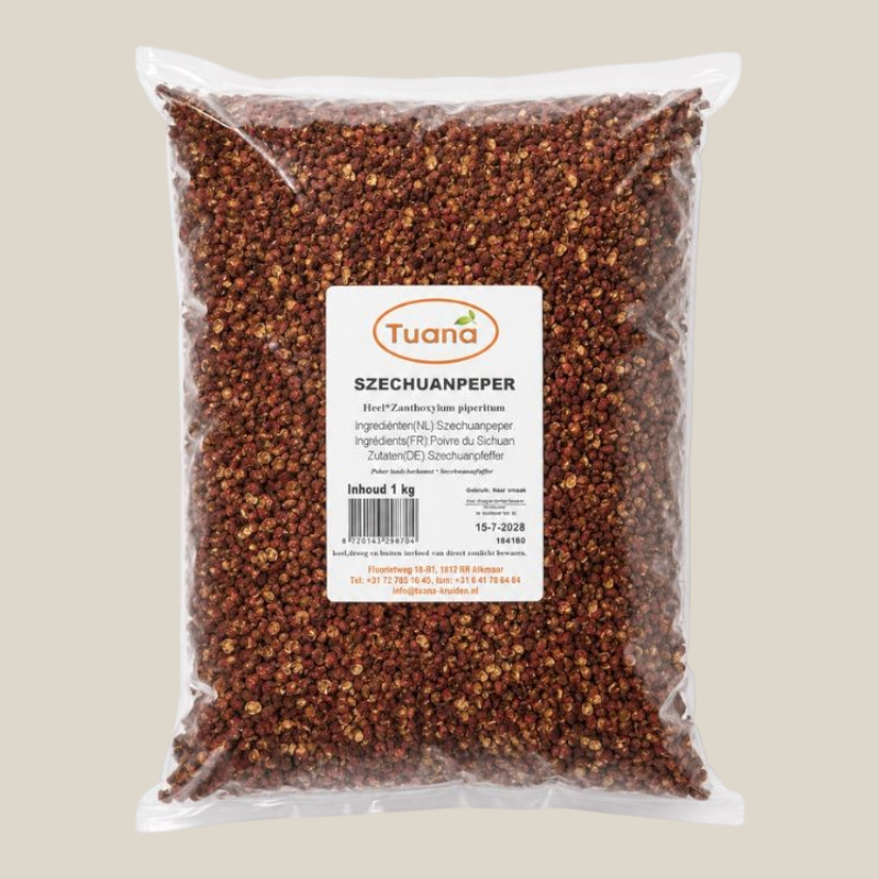 TuanaShop BV Szechuanpeper heel in een transparante verpakking van 1 kg voor een aromatische Aziatische smaak