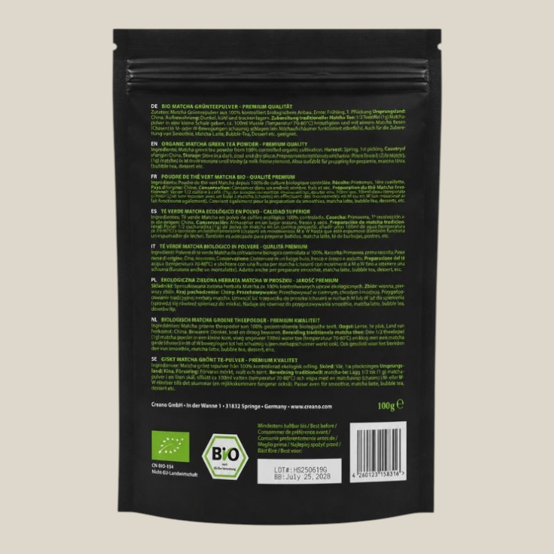 TuanaShop BV Creano biologische premium matcha thee poeder in een zwarte verpakking van 100 gram