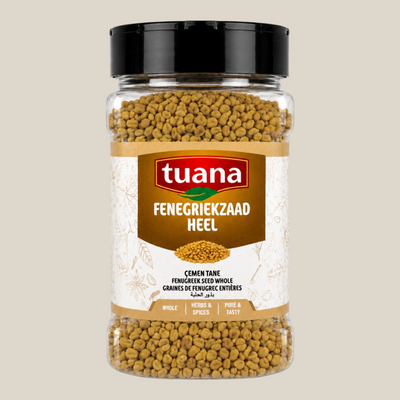 TuanaShop BV pot met heel fenegriekzaad, een essentieel kruid voor curry's en stoofschotels met een nootachtige smaak.