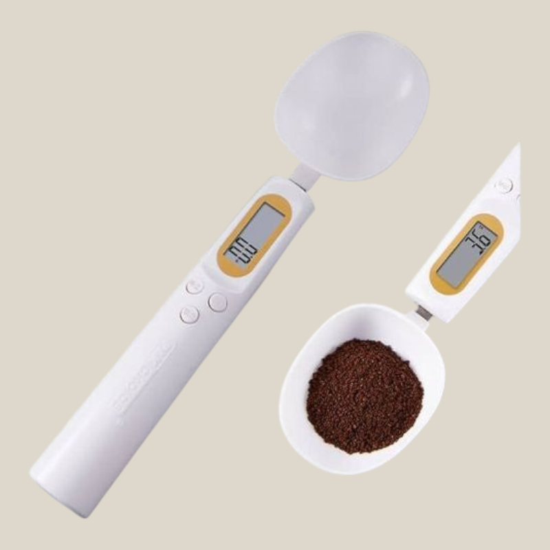 TuanaShop BV witte digitale maatlepel met LCD-scherm voor nauwkeurig wegen van ingrediënten in de keuken